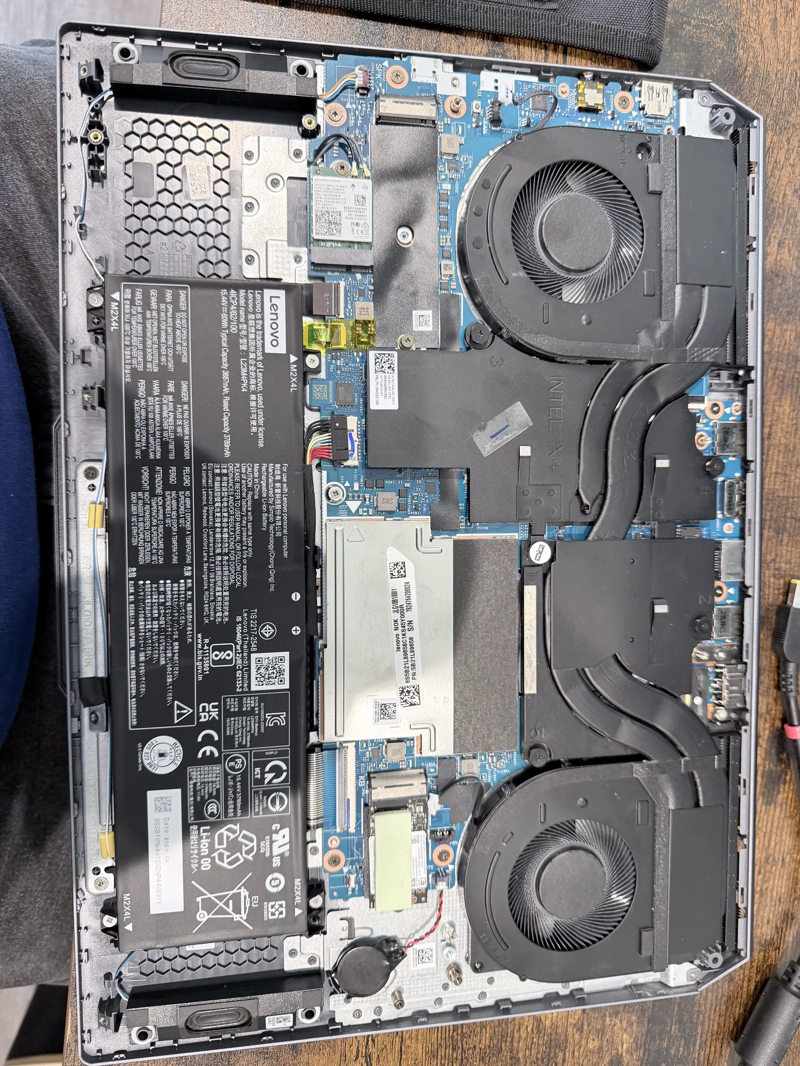 Open Lenovo laptop on the LaunchLayer Wickford bench